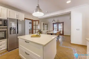 6 bedroom House for Sale in Nueva Andalucía-44912