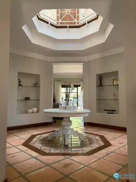 5 bedroom House for Sale in Sierra Blanca-45042