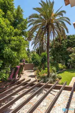 4 bedroom House for Sale in Guadalmina Baja-45078