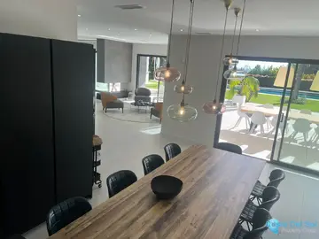 6 bedroom House for Sale in Nagüeles-45100