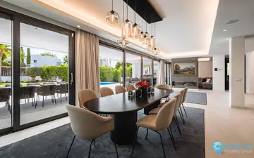 7 bedroom House for Sale in Nueva Andalucía-45140