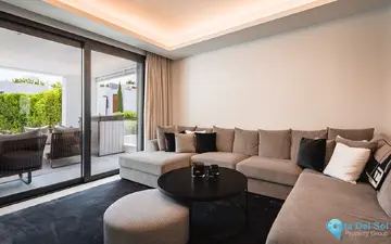 7 bedroom House for Sale in Nueva Andalucía-45147