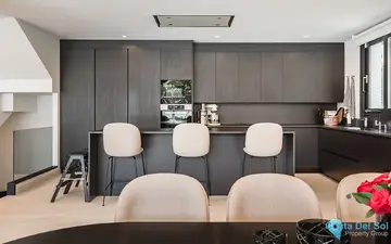 7 bedroom House for Sale in Nueva Andalucía-45150