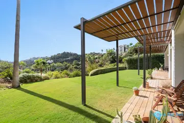 6 bedroom House for Sale in El Madroñal-45154