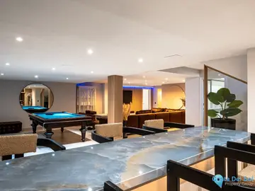 6 bedroom House for Sale in Nueva Andalucía-45265