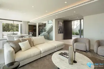 5 bedroom House for Sale in Los Flamingos-45442