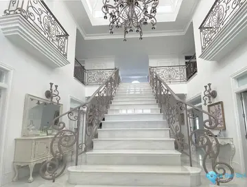 13 bedroom House for Sale in Marbella-45433