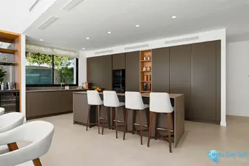 6 bedroom House for Sale in Nueva Andalucía-45496