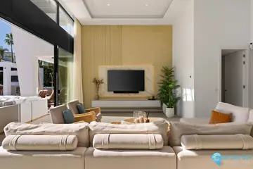 6 bedroom House for Sale in Nueva Andalucía-45489
