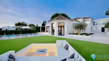 5 bedroom House for Sale in Aloha-45512