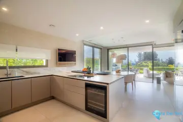 3 bedroom House for Sale in Nueva Andalucía-45530