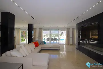 6 bedroom House for Sale in Las Brisas-45610