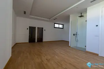 4 bedroom House for Sale in The Golden Mile-45641
