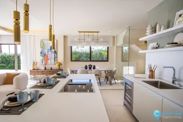 4 bedroom House for Sale in New Golden Mile-45709