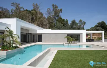5 bedroom House for Sale in Benalmadena Costa-45763
