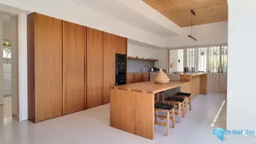5 bedroom House for Sale in El Madroñal-45813