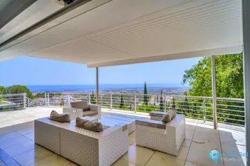 5 bedroom House for Sale in El Madroñal-45851