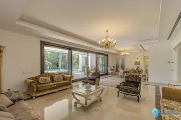 6 bedroom House for Sale in Guadalmina Baja-46034