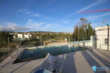 3 bedroom House for Sale in Elviria-46050
