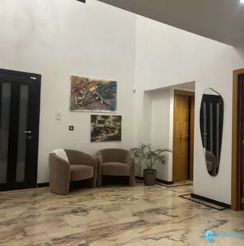 8 bedroom House for Sale in Artola-46090