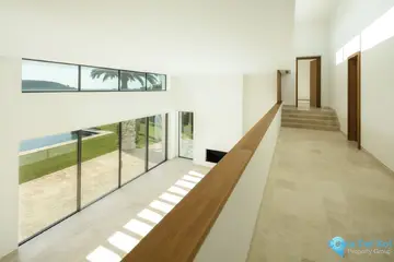 5 bedroom House for Sale in Casares-46166