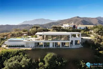 6 bedroom House for Sale in Benahavís-46244