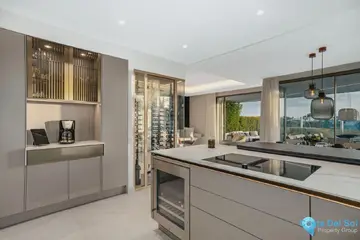 4 bedroom House for Sale in Nueva Andalucía-46315