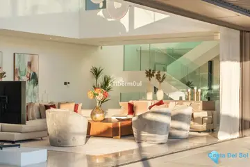 5 bedroom House for Sale in La Quinta-46350
