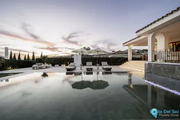 5 bedroom House for Sale in Nueva Andalucía-46374