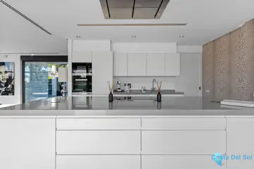 4 bedroom House for Sale in Los Monteros-46409
