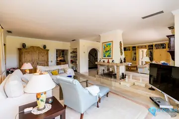 4 bedroom House for Sale in Marbella-46514