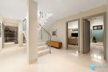 5 bedroom House for Sale in Nueva Andalucía-46537