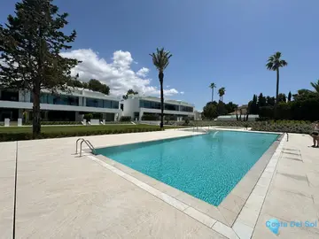4 bedroom House for Sale in Nueva Andalucía