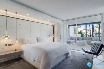 3 bedroom Apartment for Sale in The Golden Mile-46641