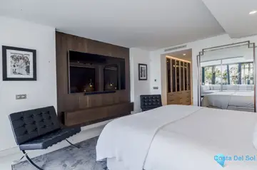 3 bedroom Apartment for Sale in The Golden Mile-46643