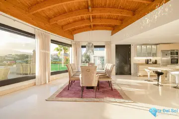 8 bedroom House for Sale in Los Flamingos-46670