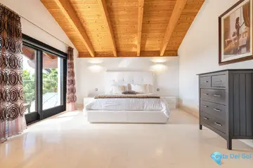 8 bedroom House for Sale in Los Flamingos-46679