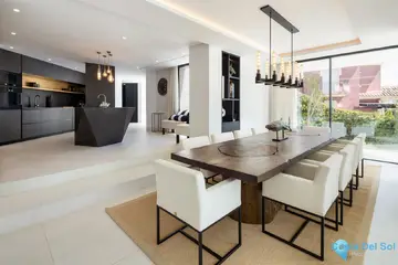 5 bedroom House for Sale in Benahavís-46700