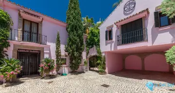 5 bedroom House for Sale in Benahavís-46771