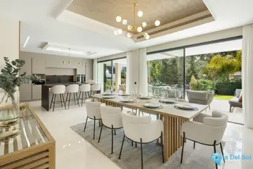 5 bedroom House for Sale in Nueva Andalucía-46805