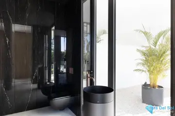 3 bedroom House for Sale in The Golden Mile-46911