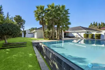 6 bedroom House for Sale in Guadalmina Baja-46977