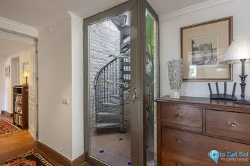 5 bedroom House for Sale in Marbella-46993