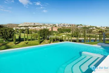 5 bedroom House for Sale in Los Flamingos-47007