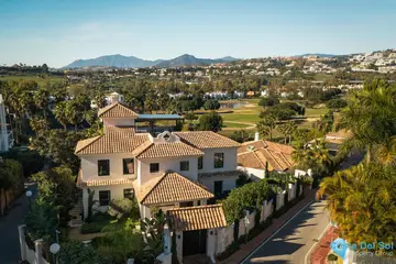6 bedroom House for Sale in Nueva Andalucía-47135