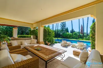 7 bedroom House for Sale in Sierra Blanca-47300