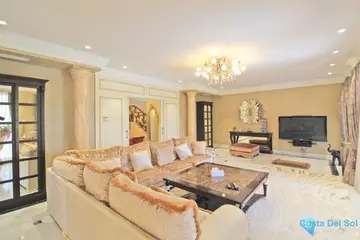7 bedroom House for Sale in Bahía de Marbella-47367