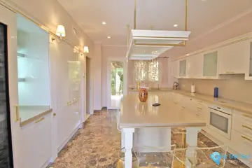 7 bedroom House for Sale in Bahía de Marbella-47368
