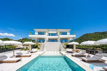 8 bedroom House for Sale in Benahavís