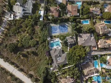 5 bedroom House for Sale in Marbella-47412